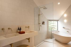 John and Janes Beechworth