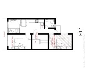 F1 1 Lovely room, bathroom and living shared
