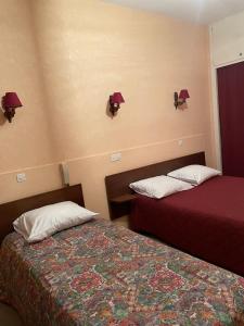 Hotels Hotel le Commerce : Chambre Triple