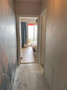 Exceptional sea view, tennis, parking, WiFi