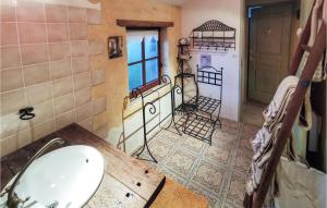 Maisons de vacances Beautiful home in Marsac sur Don with WiFi and 3 Bedrooms : photos des chambres