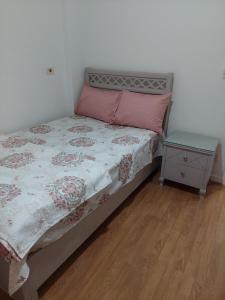 El Rehab City COZY Studio & UNIQUE Location