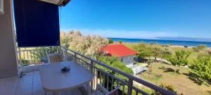 Lakkopetra Beach Apartments - Niforeika