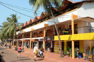 Silver Sands Sunshine - Angaara