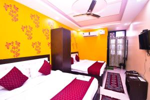Hotel Dev Bhoomi Inn