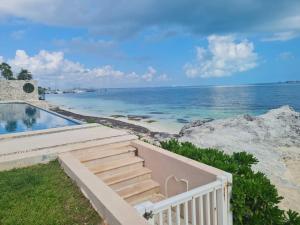 beach front apartment hotel zone