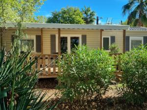 Campings Mobile home De Luxe St Cyprien : photos des chambres