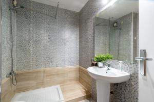 CR ALAMEDA Amplio y Traquilo apartameto para parejas