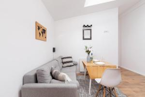 Radziwiłłowska Apartment Cracow Planty by Renters