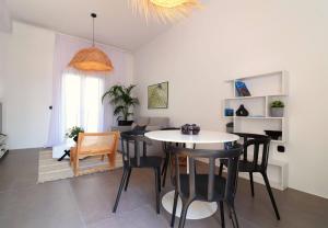 The Nine Graces -Kora, 80m from beach, Terrace and Jacuzzi