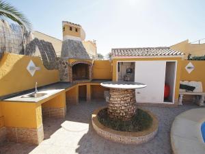 Agradable villa con piscina