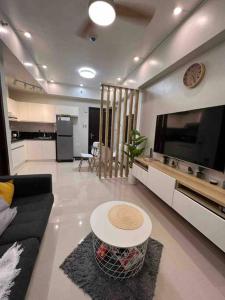 The Radiance Manila Bay - Modern 1-Bedroom Condo with View