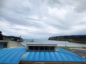 Surf break at Bayview villas SEA VIEW