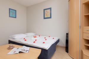 Pejzażowa Apartment Metro Wilanowska Mokotów by Noclegi Renters