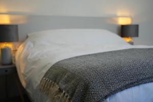 Immaculate 1-Bed Apartment in Merthyr Tydfil