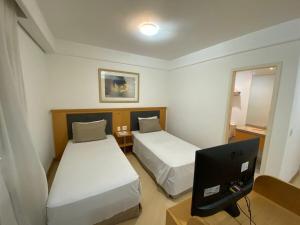 Flat Bienal Ibirapuera UH507