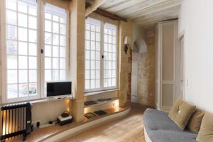 Louvre Charmant Studio