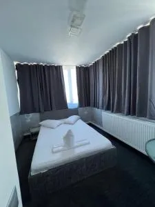 MiniAmA - I.C. Brătianu