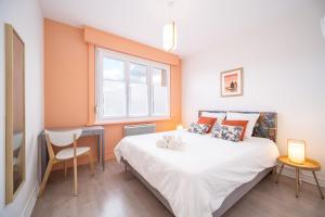 Appartements Jardin acces plage prive - Petit-Fort-Philippe : photos des chambres