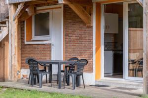 Appartements Jardin acces plage prive - Petit-Fort-Philippe : photos des chambres