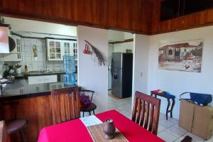 Beach House with a Pool-2mn walk to the beach