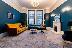 St Johns, Wakefield - Self check in & free parking - Alverthorpe