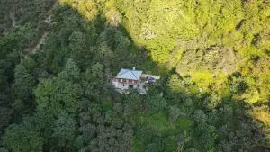 odahouse. fireplace and spring water. - Acharistsqali