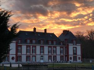 Appartements Duplex Design - in the heart of Fontainebleau's forest - Climber's dream - Few min walk from the most emblematic climbing spots of Fontainebleau - TroisPignons - Overlooking the park of a castle - Ideal Digital Nomad, business trip : photos des chambres