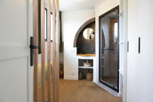 Appartements Duplex Design - in the heart of Fontainebleau's forest - Climber's dream - Few min walk from the most emblematic climbing spots of Fontainebleau - TroisPignons - Overlooking the park of a castle - Ideal Digital Nomad, business trip : photos des chambres