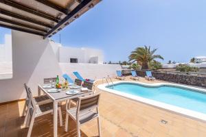 Villa Luisa by Villa Plus