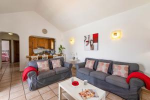 Villa Luisa by Villa Plus