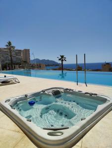 SUNSET CLIFFS sunny apARTs