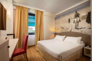Executive Zimmer mit Queensize-Bett, Minibar und Poolblick