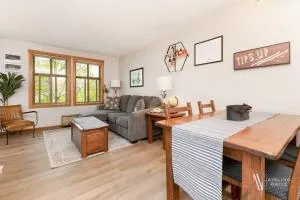 The Upper Tip, Elevate your vacation, with Hot Pool and Hot Tub - Howser