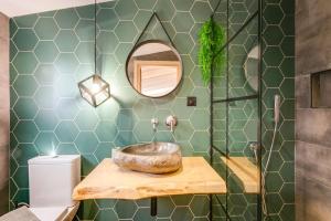 Villa Omega by Villa Plus