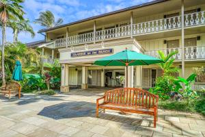 Islander on the Beach 211