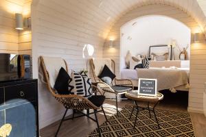 Indrek - Mayflower Meadow