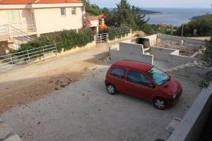 Apartments with a parking space Rukavac, Vis - 8839