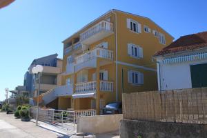 Apartments by the sea Preko, Ugljan - 8384