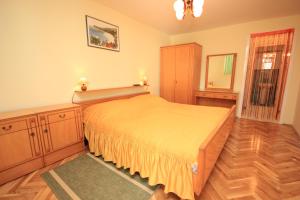 Apartments and rooms by the sea Medveja, Opatija - 2305