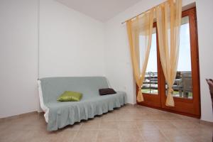 Apartments by the sea Kraj, Pasman - 8247