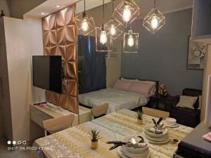 Studio U Across SM Cebu with kitchen! sunvida 2407