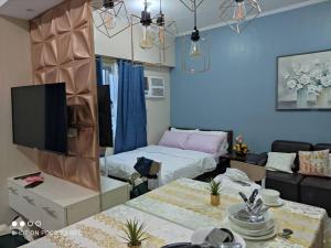 Studio U Across SM Cebu with kitchen! sunvida 2407