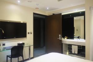 Phòng Đôi Cao Cấp (Superior Double Room)