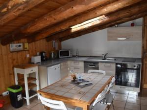 Appartements Appartement Montgenevre, 3 pieces, 5 personnes - FR-1-266-197 : photos des chambres