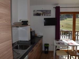 Appartements Studio Montgenevre, 1 piece, 4 personnes - FR-1-266-196 : photos des chambres