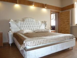 VIP Apartments