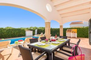 Villa Tonia by Villa Plus