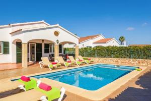 Villa Tonia by Villa Plus