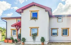 Gorgeous Apartment In Bedzino With Wifi - Krzywopłoty